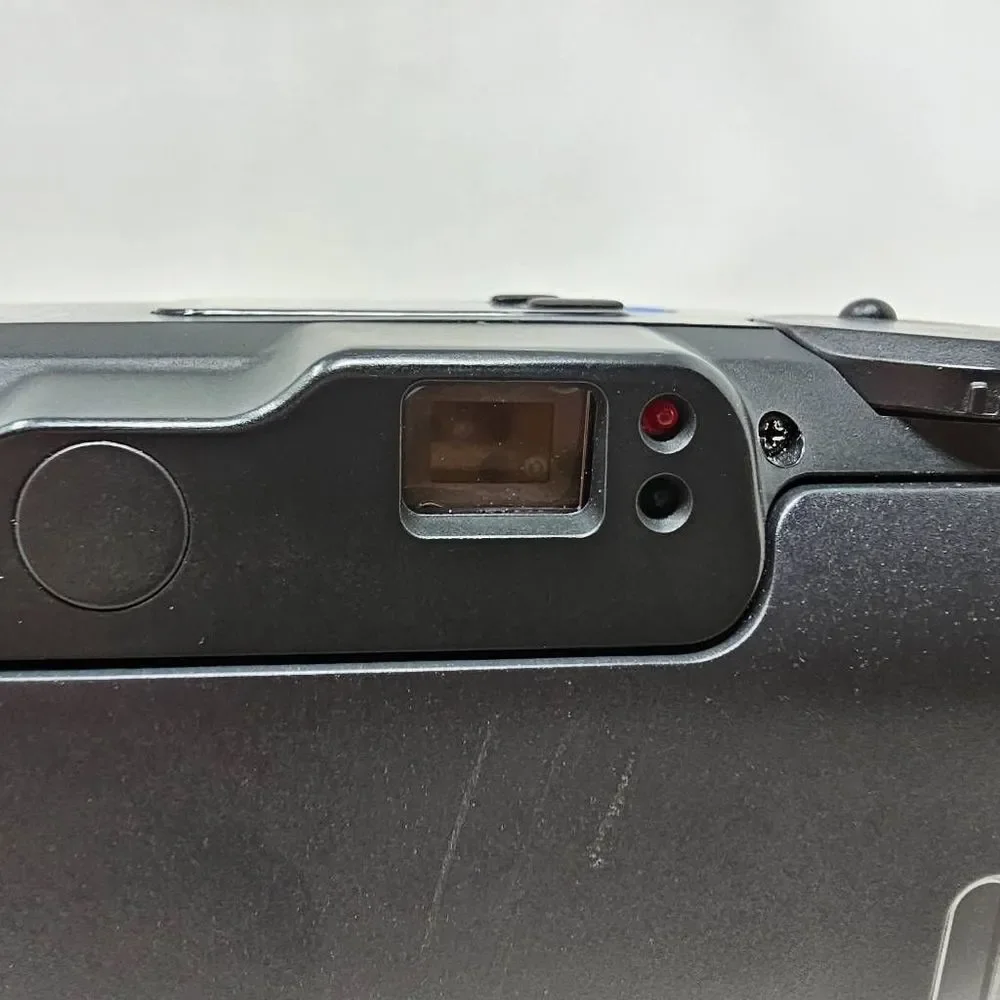 YASHICA KYOCERA MICROTEC ZOOM70 POINT AND SHOOT COMPACT 35MM CAMERA NEW BATTERY - Picture 5 of 9